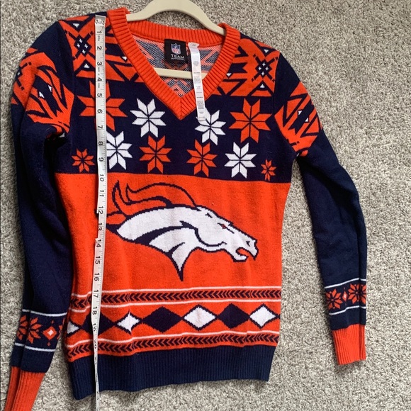 NFL Team Apparel Denver Broncos V Neck Ugly Christmas Sweater Size Medium - Picture 6 of 7